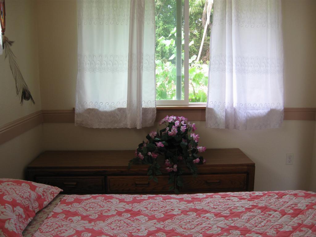 The Dolphin Cottage At Kehena Beach Номер фото